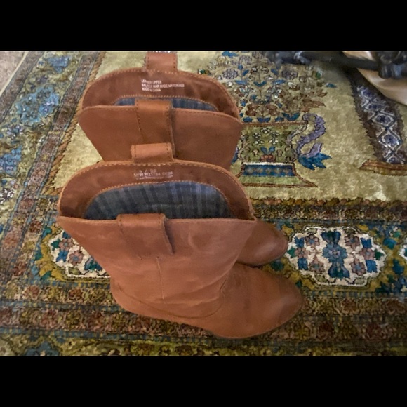 Aravon Born Crown W 21734 Rum Saddle brown boots - Picture 9 of 9